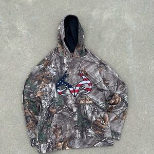 Realtree Camo men’s Hoodie with American Flag Logo
